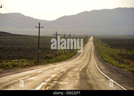 Autostrada 36 nel grande bacino zona dello Utah. Foto Stock