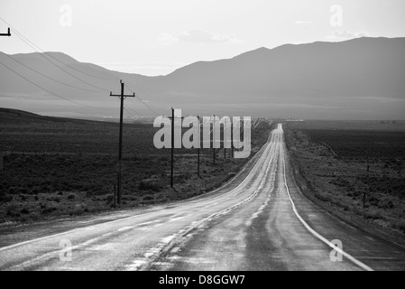 Autostrada 36 nel grande bacino zona dello Utah. Foto Stock