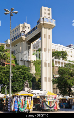 Lacerda ascensore, Cidade Baixa, Salvador da Bahia, Brasile Foto Stock