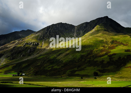 Foel Goch, Y Garn, gamma Glyderau, parco nazionale di Snowdonia, Galles Cymru, Gran Bretagna, Regno Unito Foto Stock