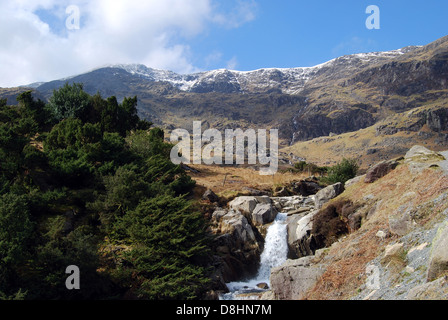 Una cascata nel distretto del lago, Cumbria. Regno Unito Foto Stock