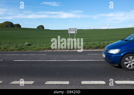 A4 strada tra Calne e Marlborough Foto Stock