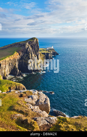 Neist Point e faro Isola di Skye Highlands e Isole della Scozia UK GB EU Europe Foto Stock