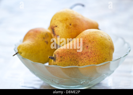 Pere fresche in coppa Foto Stock