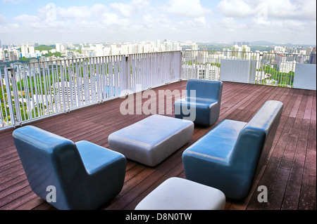 Lounge sulla sommità dei grattacieli di Singapore Foto Stock