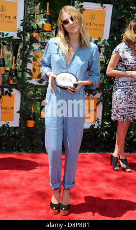 Jersey City, Stati Uniti d'America. Il 1 giugno, 2013. Dree Hemingway assiste il sesto convegno annuale Veuve Clicquot Polo Classic match su Giugno 1, 2013 in Jersey City Credit: dpa picture alliance/Alamy Live News Foto Stock