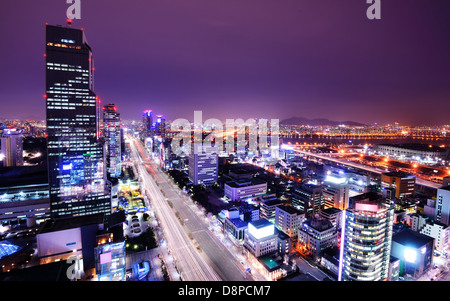 Seoul, Corea del Sud skyline presso il quartiere di Gangnam. Foto Stock