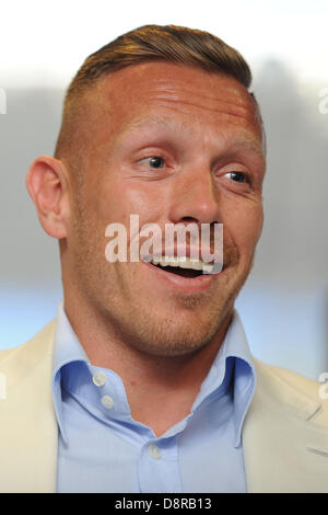 Cardiff, Regno Unito, 3 giugno, 2013. Cardiff City il calciatore Craig Bellamy parla alla stampa a Cardiff City Stadium circa il lancio del suo libro Goodfella. PIC: Matteo Horwood/Alamy Live News Foto Stock