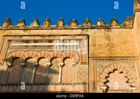 Mezquita Moschea cattedrale esterno decorativo a sunrise Cordoba Andalusia Andalusia Spagna Europa Foto Stock