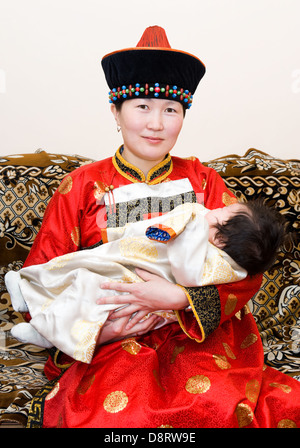 Il mongolo donna e bambino Foto Stock