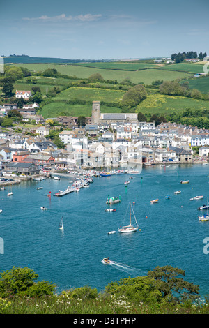 Guardando verso il basso sulla Kingsbridge estuario e la città di Salcombe dalle colline di East Portlemouth su South Hams AONB Foto Stock