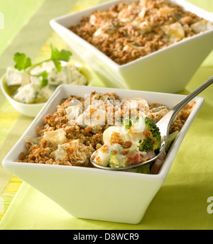 Vegetali e Blue de Bresse crumble salati Foto Stock