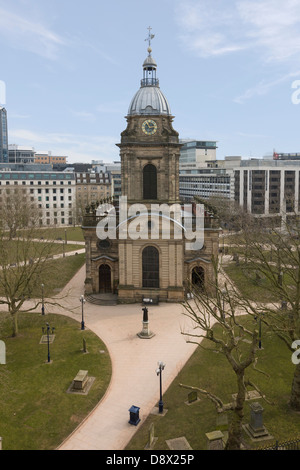 Philips St Cattedrale Birmingham Colmore Row Torre dell Orologio Chiesa Centro Città Foto Stock