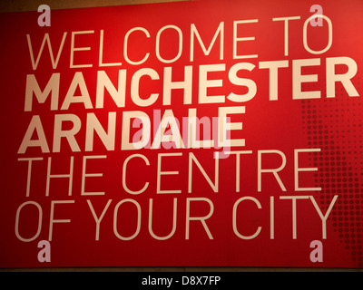 Benvenuto a Manchester Arndale segno, centro commerciale Regno Unito Foto Stock