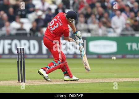 Nottingham, Regno Unito. 5 Giugno 2013. Englands Jos Buttler in azione durante la Terza Internazionale di un giorno tra Inghilterra e Nuova Zelanda da Trent Bridge Cricket Ground. Credit: Azione Plus immagini di sport/Alamy Live News Foto Stock