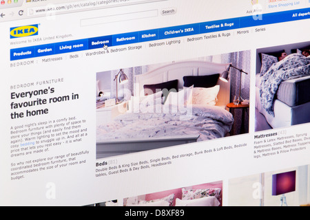 IKEA di arredamento per la casa Sito web Online o una pagina web su uno schermo di computer portatile o sul monitor di un computer Foto Stock
