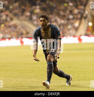 Chester, Pennsylvania, USA. 5 Giugno 2013. SHEANON WILLIAMS (25) di unione di Philadelphia reagisce all'arbitro durante la partita contro il Columbus Crew at PPL Park di Chester PA. L' Unione ha vinto la partita 3-0 (immagine di credito: credito: Ricky Fitchett/ZUMAPRESS.com/Alamy Live News) Foto Stock