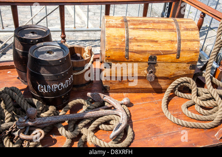 Un display del papavero/s a Plymouth Hoe REGNO UNITO Foto Stock