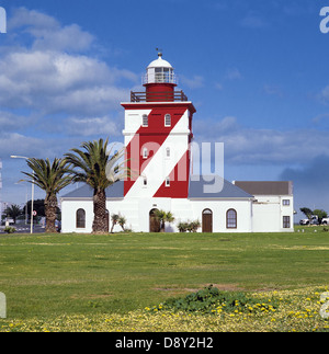 Mouille Point Lighthouse, Green Point, Cape Peninsula, Western Cape, Sud Africa Foto Stock