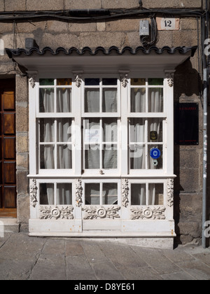 Finestra vetrata balconi, chiamato nelle Galerías, in La Coruña, Galizia, Spagna, Europa Foto Stock