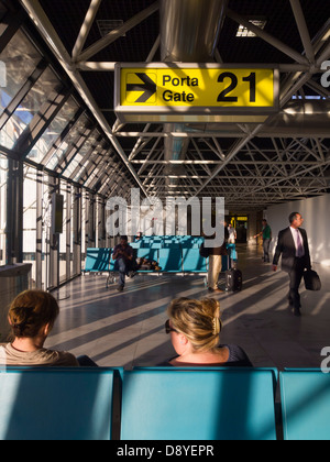 Dall'aeroporto di Portela di Lisbona, Portogallo, Europa Foto Stock