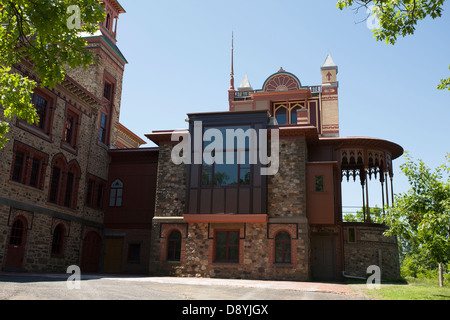 Frederic Church, Hudson, New York artista, costruì la sua mansion Olana nello stile di Persia e il Medio Oriente. La parte posteriore della casa. Foto Stock