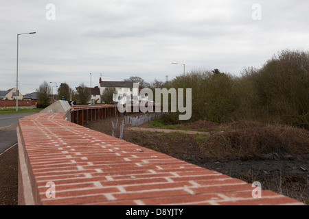 Flood regime avversione lavori in corso vicino a Tamworth/Hopwas in Staffordshire. Foto Stock