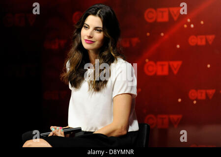 Toronto, Canada. Il 6 giugno 2013. Meghan Ory, cast di intelligenza, assiste il CTV iniziali per il 2013 conferenza stampa e una sessione di domande e risposte.(EXI/N8N/Alamy Live News)(EXI/N8N/Alamy Live News) Foto Stock