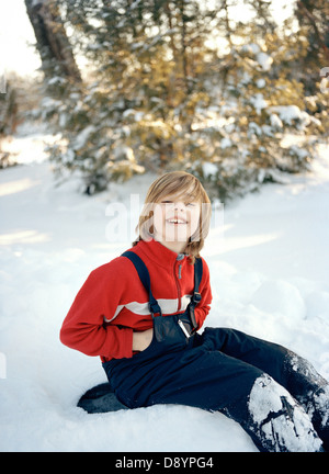 Ritratto di un ragazzo sorridente. Foto Stock