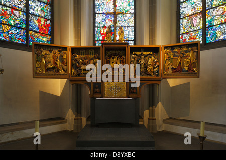 Innenaufnahme der Propsteikirche Sankt Peter und Paul a Bochum, Ruhrgebiet, Renania settentrionale-Vestfalia Foto Stock