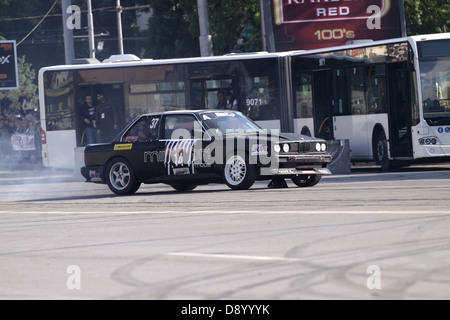 Sofia, Bulgaria - 02 Giugno 2013: Red Bull auto Park Drift Sofia, Bulgaria. Foto scattata su: giugno 02th, 2013 Foto Stock