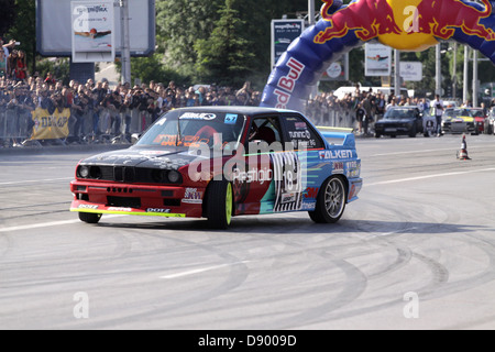 Sofia, Bulgaria - 02 Giugno 2013: Red Bull auto Park Drift Sofia, Bulgaria. Foto scattata su: giugno 02th, 2013 Foto Stock