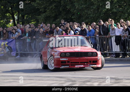 Sofia, Bulgaria - 02 Giugno 2013: Red Bull auto Park Drift Sofia, Bulgaria. Foto scattata su: giugno 02th, 2013 Foto Stock