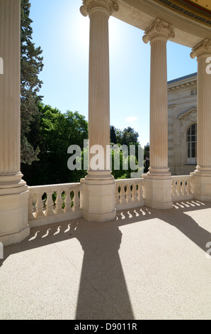 Colonnato E Corridoio Con Colonne Neoclassiche O Classiche Palais Longchamp (1839-1869) Marsiglia Provenza Francia Foto Stock