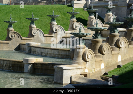 Fontane ornamentali barocche nei Giardini o Parco di Palais Longchamp (1839-1869) Marsiglia Francia Foto Stock