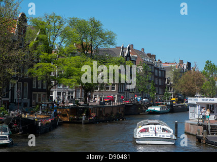 Paesi Bassi, Amsterdam, canale Prinsengracht adiacente vicino al Museo di Anna Frank Foto Stock