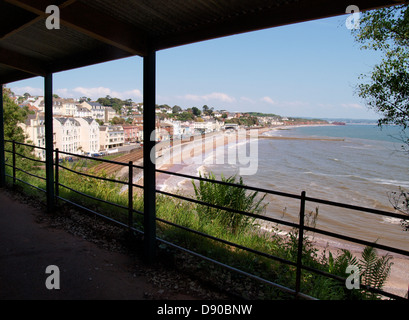 Vista di Dawlish dal rifugio sulla costa percorso, Devon, Regno Unito 2013 Foto Stock