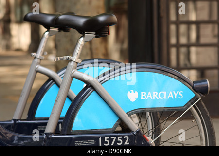 Barclays pubblicità su cicli a noleggio Foto Stock