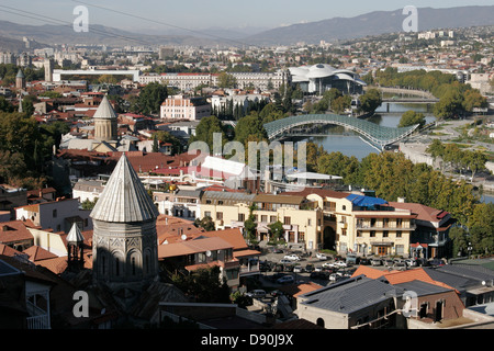 Vista panoramica di Tbilisi city centre, Georgia, regione del Caucaso meridionale Foto Stock