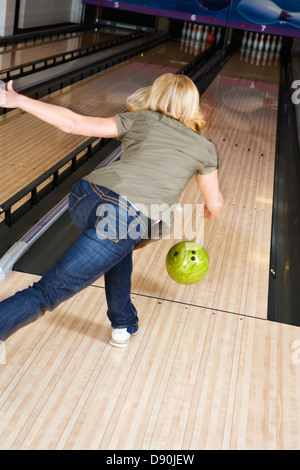 Una femmina di bowler. Foto Stock