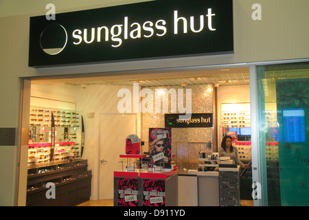 San Francisco California,International Airport,SFO,gate,terminal,shopping shopper shopping negozi mercati di mercato di vendita di acquisto, vendita al dettaglio Foto Stock