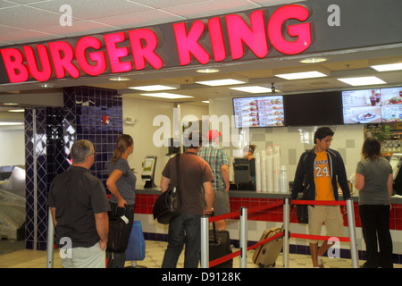 Miami Florida,Aeroporto Internazionale,mia,terminal,gate,Burger King,franchising,fast food,ristoranti ristoranti ristoranti ristoranti ristoranti ristoranti ristoranti ristoranti ristoranti ristoranti ristoranti ristoranti ristoranti ristoranti ristoranti ristoranti ristoranti ristoranti ristoranti ristoranti bar bistrot,line, Foto Stock