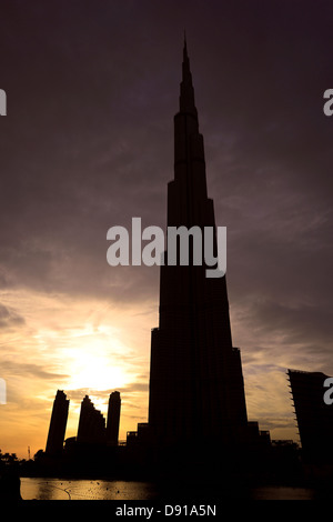 Il Burj Khalifa grattacielo, esterno del Burj Khalifa grattacielo, Dubai, Emirati Arabi Uniti arabo medio Foto Stock