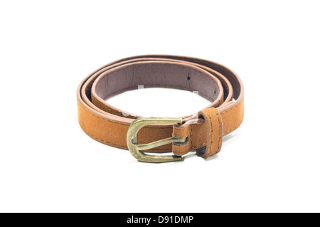 Il marrone cintura in cuoio isolati su sfondo bianco. Foto Stock