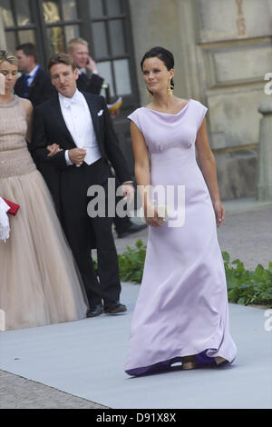 Stoccolma, Spagna. 8 Giugno, 2013. Sofia Hellqvist partecipare al Matrimonio della principessa Madeleine di Svezia e Christopher O'Neill ospitato da Re Carl Gustaf XIV e la Regina Silvia al Palazzo Reale il 8 giugno 2013 a Stoccolma, Svezia. (Immagine di credito: credito: Jack Abuin/ZUMAPRESS.com/Alamy Live News) Foto Stock