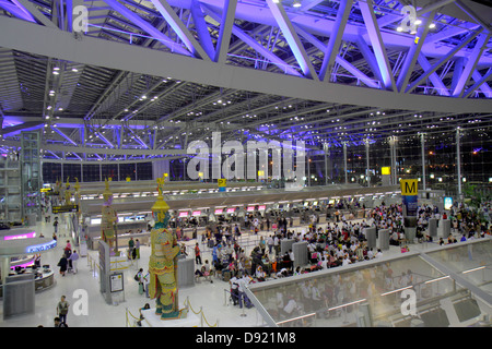 Bangkok Thailandia, Thai, Suvarnabhumi International Airport, BKK, terminal, biglietti, banchi, check in, architettura design, Thai130214070 Foto Stock