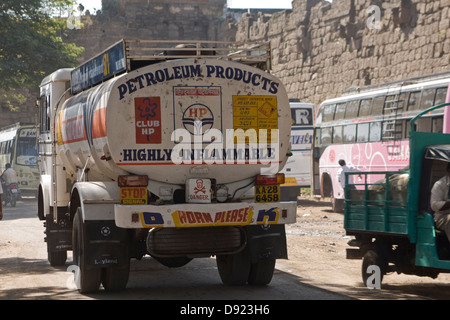 Asia, India, Karnataka, Bijapur, autocisterne Foto Stock