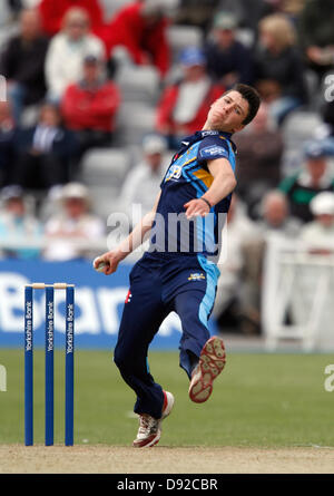 MATTHEW FISHER vichinghi dello Yorkshire County CRICK NORTH MARINE ROAD SCARBOROUGH SCARBOROUGH INGHILTERRA 09 Giugno 2013 Foto Stock