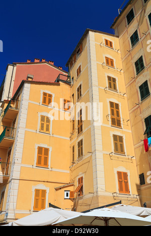 Tipiche Case a Camogli, famosa cittadina in Liguria, Italia Foto Stock