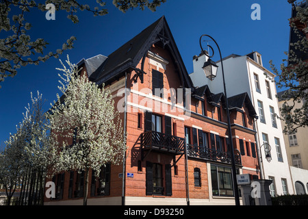 A Vichy, il ristorante dello Chef J.Decoret - miglior artigiano di Francia - mettere in uno chalet in stile Napoleone III (Francia). Foto Stock